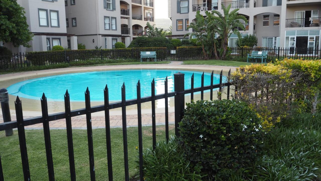 69 Portobelo Apartment *